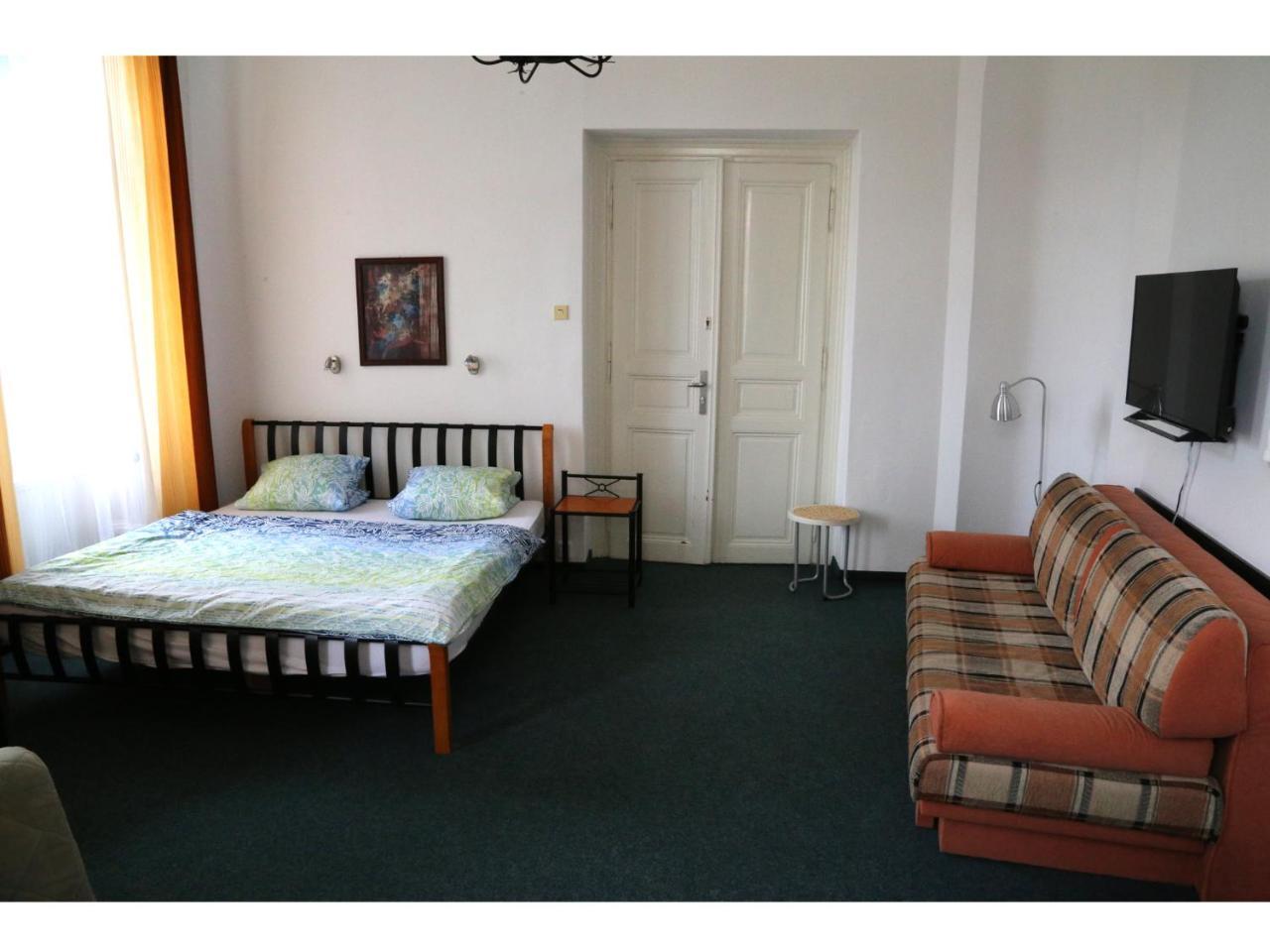 פראג Apartment Kahoun מראה חיצוני תמונה